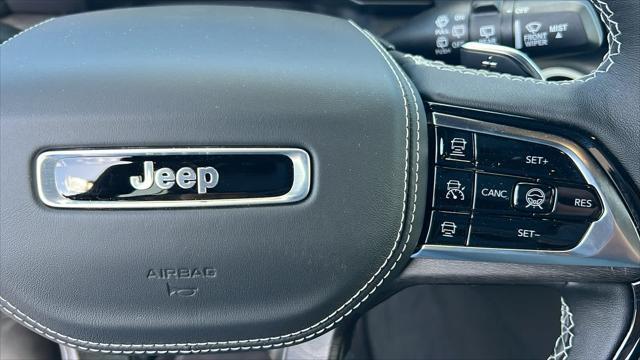 new 2025 Jeep Grand Cherokee car, priced at $62,500