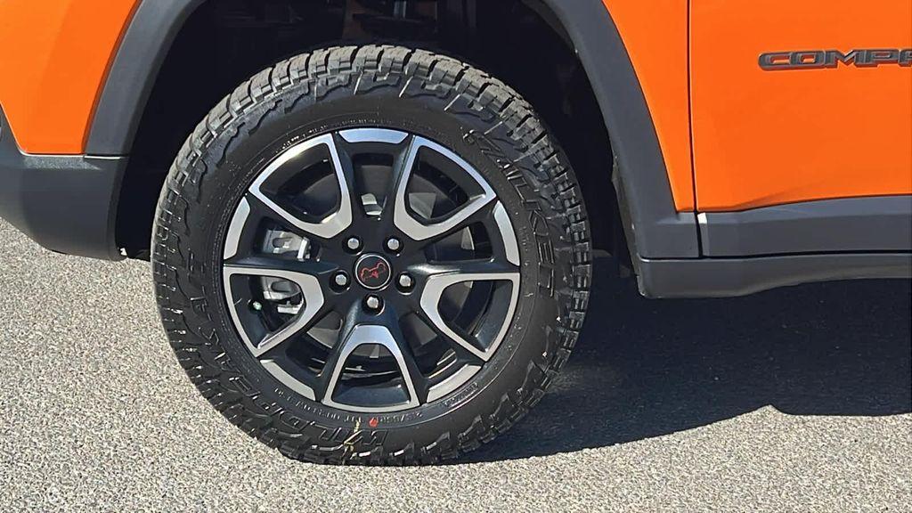 new 2026 Jeep Compass car, priced at $37,980