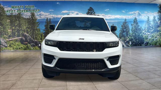 new 2025 Jeep Grand Cherokee car, priced at $39,000
