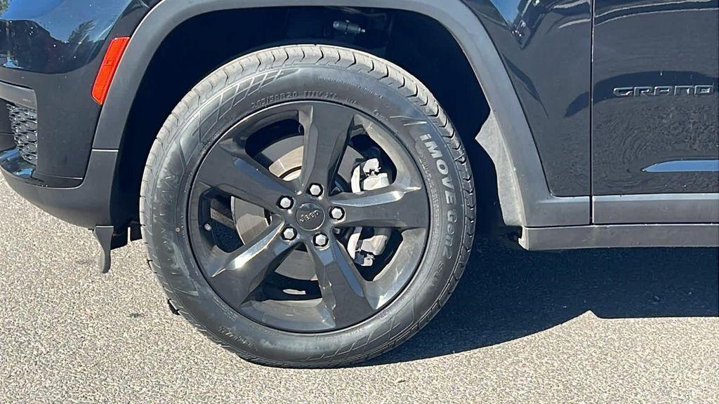 used 2021 Jeep Grand Cherokee L car, priced at $32,980