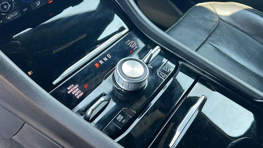 used 2024 Jeep Grand Cherokee car, priced at $44,980