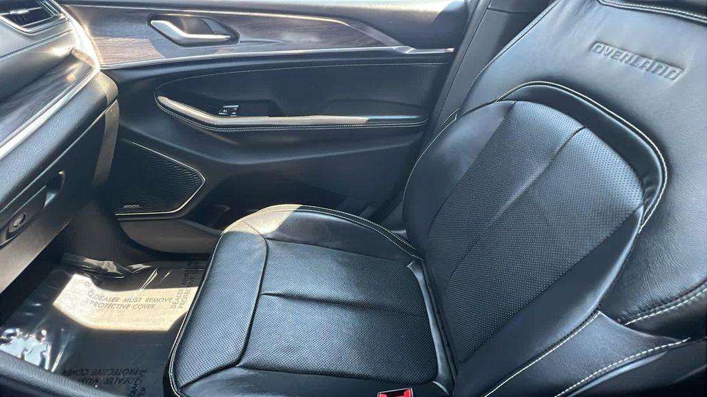 used 2024 Jeep Grand Cherokee car, priced at $44,980