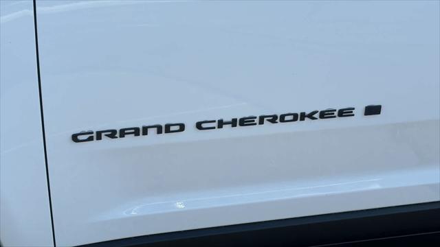 new 2025 Jeep Grand Cherokee L car, priced at $49,075