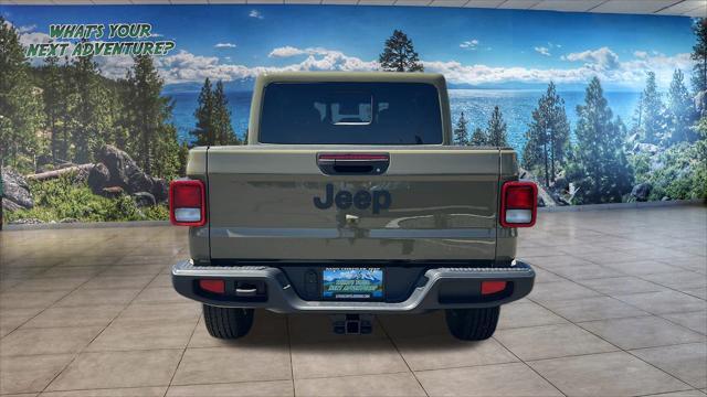 new 2025 Jeep Gladiator car, priced at $47,650