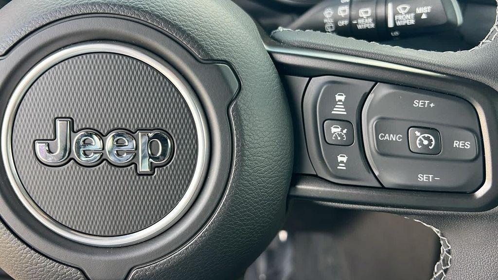 new 2026 Jeep Wrangler car, priced at $62,213