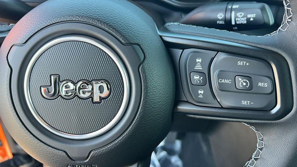new 2025 Jeep Gladiator car, priced at $52,600