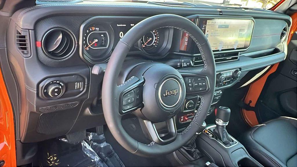 new 2025 Jeep Gladiator car, priced at $54,600