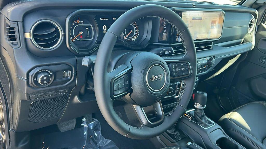 new 2025 Jeep Gladiator car, priced at $44,448