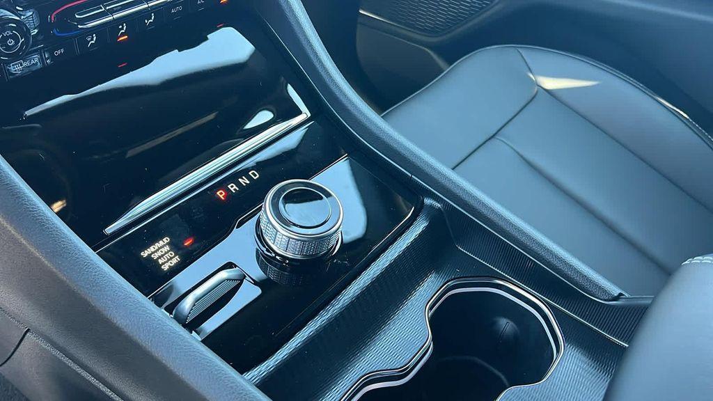 new 2025 Jeep Grand Cherokee L car, priced at $49,400