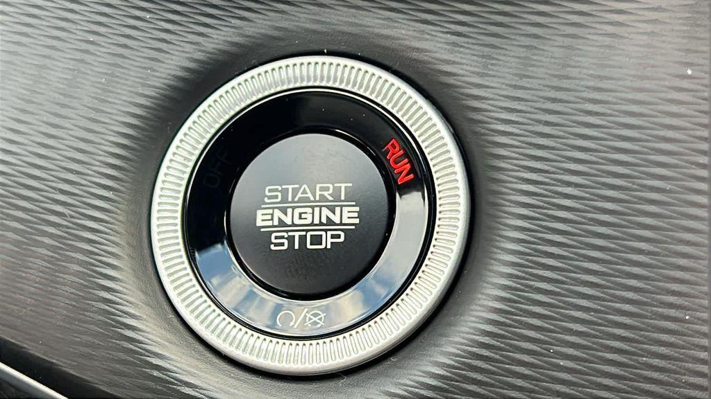 new 2025 Jeep Grand Cherokee L car, priced at $43,500