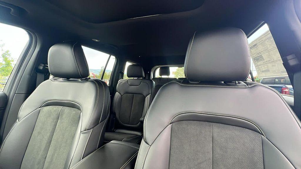 new 2025 Jeep Grand Cherokee L car, priced at $43,500