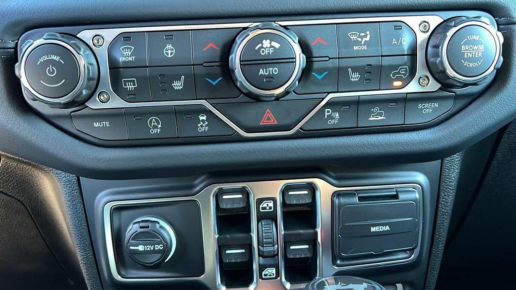 new 2026 Jeep Wrangler car, priced at $59,500