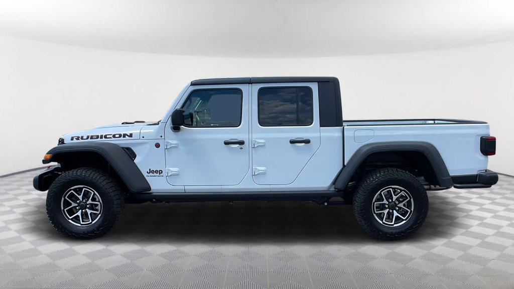 new 2024 Jeep Gladiator car, priced at $53,980