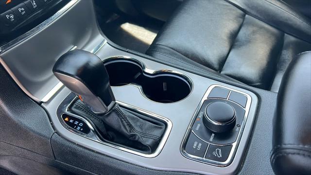 used 2022 Jeep Grand Cherokee car, priced at $34,980