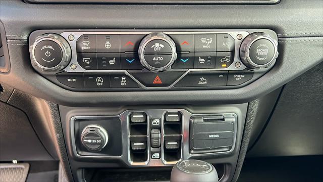 new 2025 Jeep Gladiator car, priced at $74,825