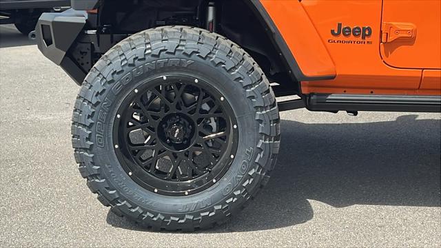 new 2025 Jeep Gladiator car, priced at $74,825