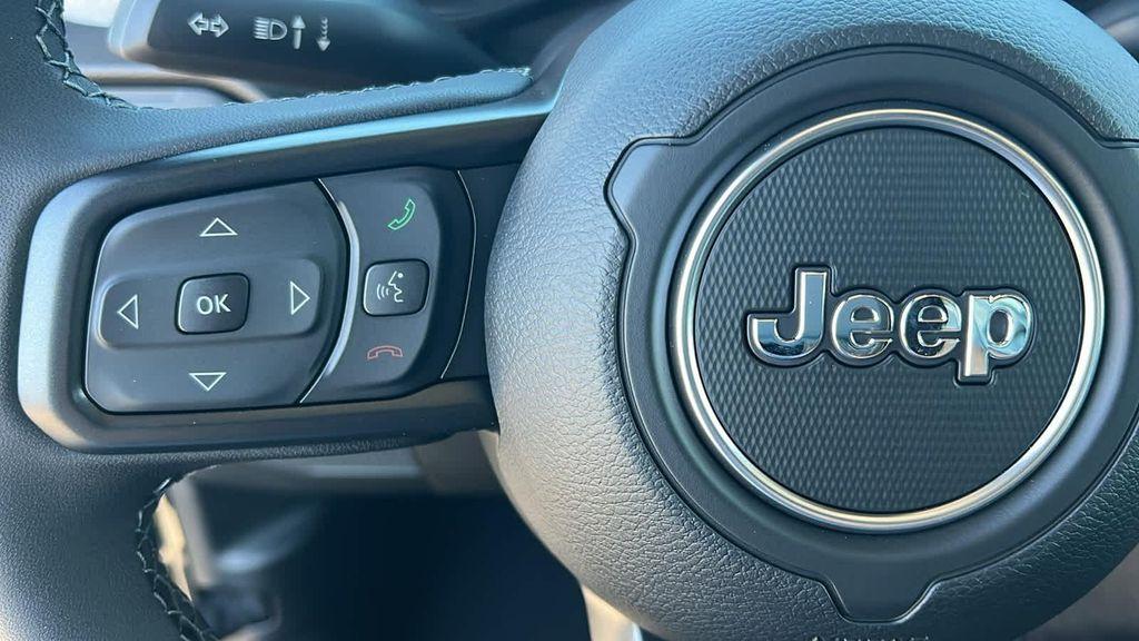 new 2025 Jeep Gladiator car, priced at $44,299