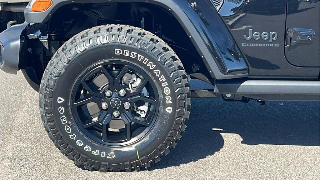 new 2025 Jeep Gladiator car, priced at $44,299
