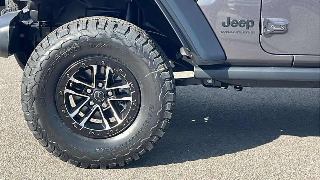 new 2026 Jeep Wrangler car, priced at $58,304