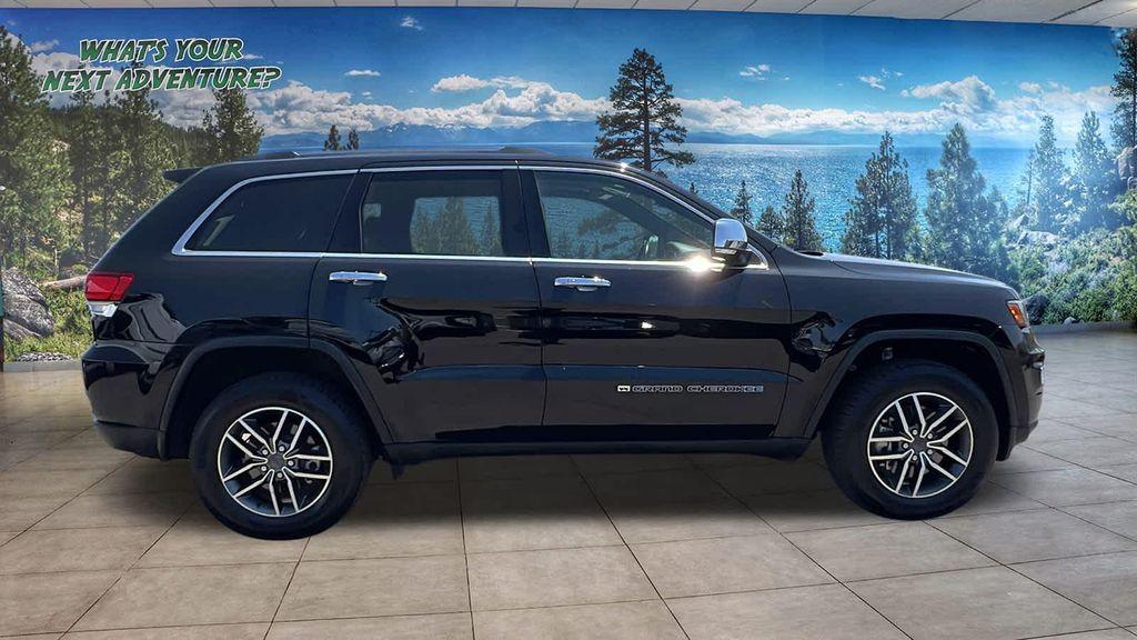 used 2022 Jeep Grand Cherokee car, priced at $28,980