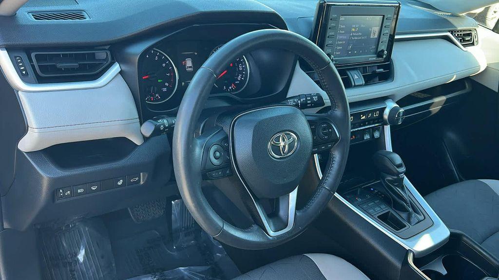 used 2020 Toyota RAV4 car, priced at $27,480