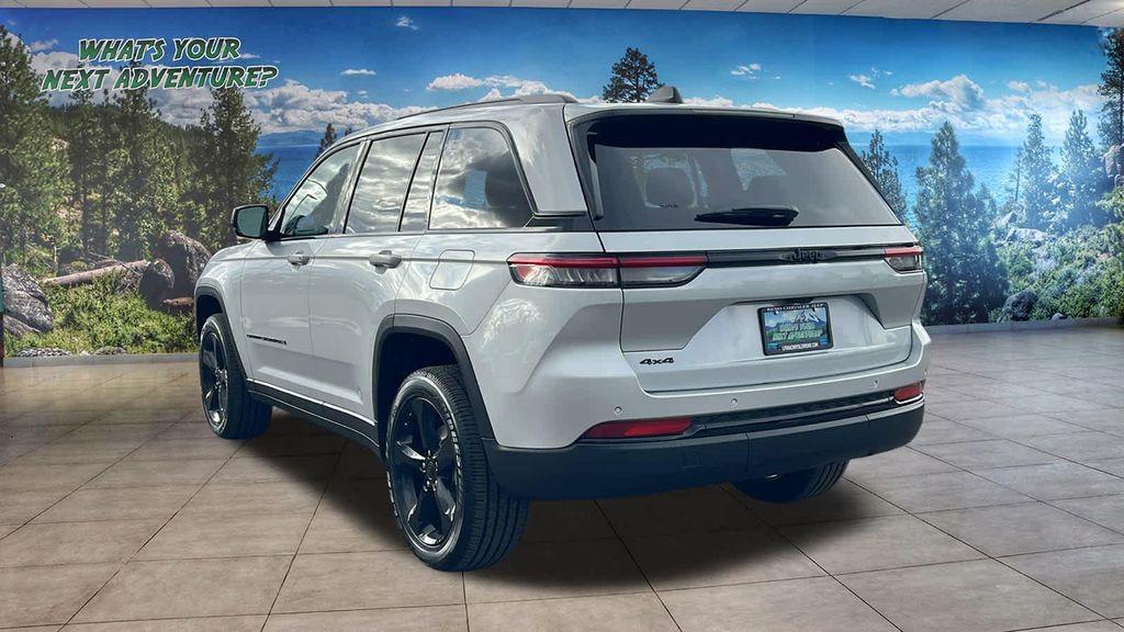 new 2025 Jeep Grand Cherokee car, priced at $41,650