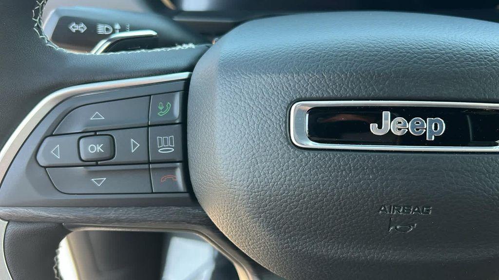 new 2025 Jeep Grand Cherokee L car, priced at $53,500