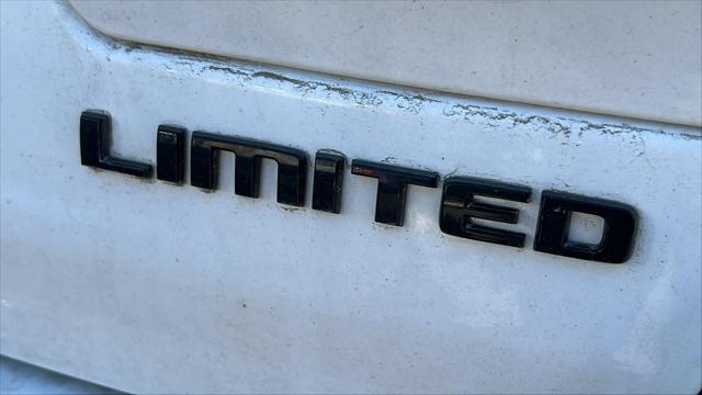 used 2024 Jeep Grand Cherokee car, priced at $42,480