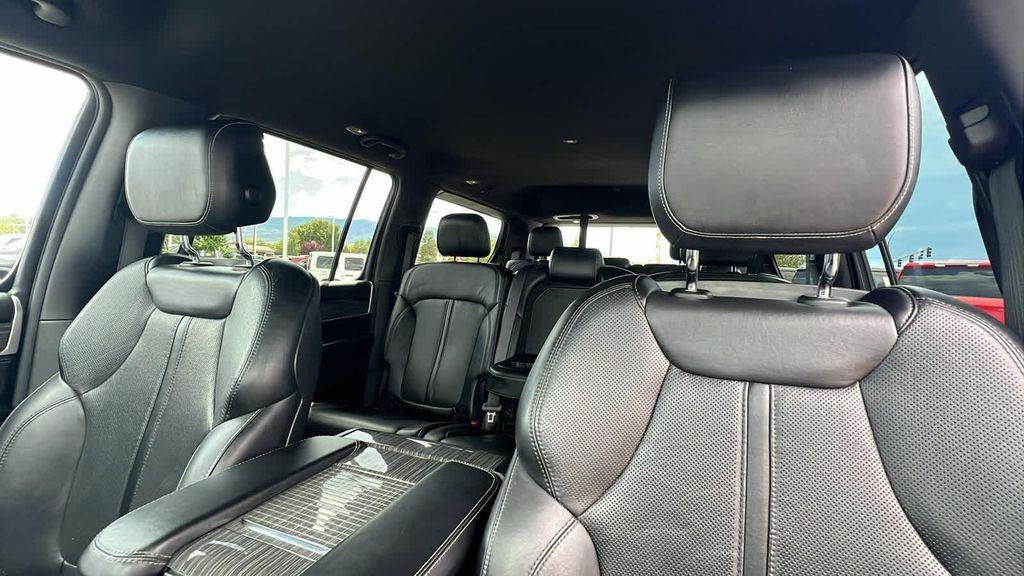 used 2022 Jeep Wagoneer car, priced at $46,980