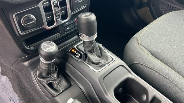 new 2025 Jeep Wrangler car, priced at $47,600