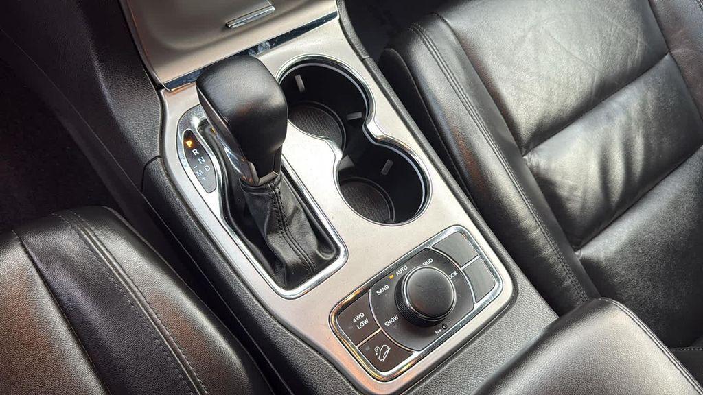 used 2022 Jeep Grand Cherokee car, priced at $25,980