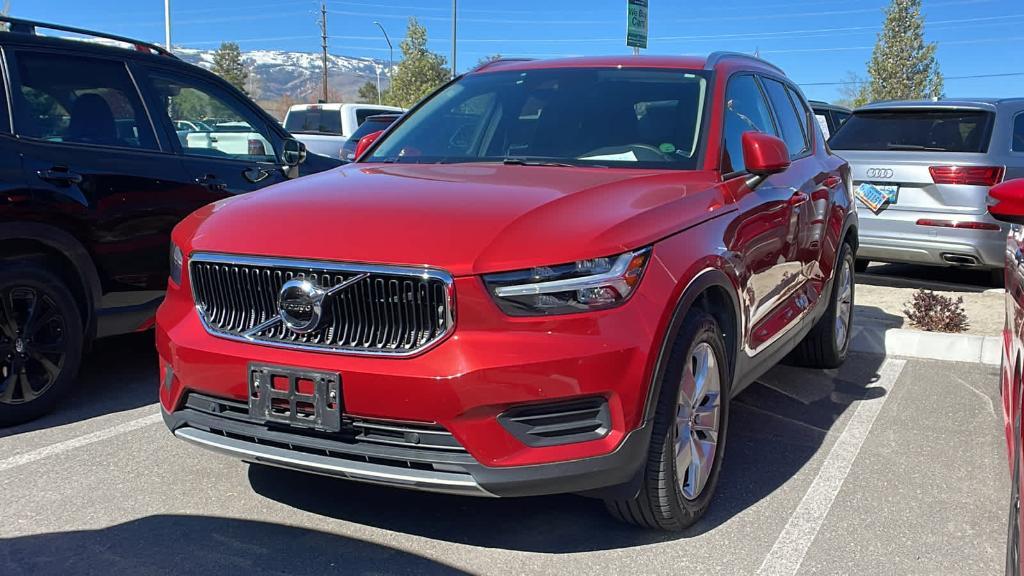 used 2020 Volvo XC40 car, priced at $27,880