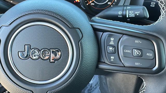 new 2025 Jeep Gladiator car, priced at $45,100