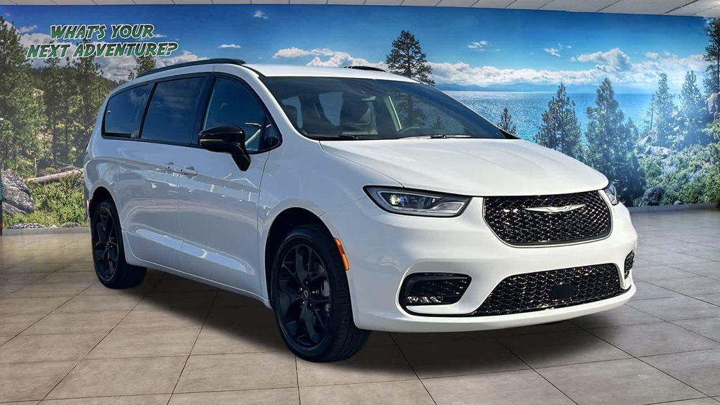 new 2026 Chrysler Pacifica car, priced at $44,421