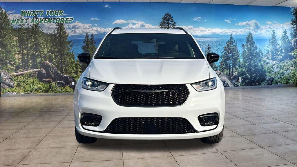 new 2026 Chrysler Pacifica car, priced at $44,421