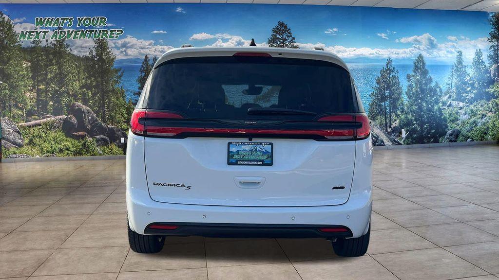new 2026 Chrysler Pacifica car, priced at $44,421