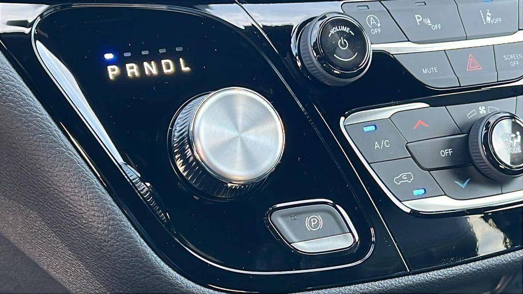 new 2026 Chrysler Pacifica car, priced at $44,421