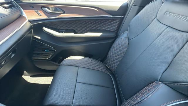 new 2025 Jeep Grand Cherokee L car, priced at $63,300
