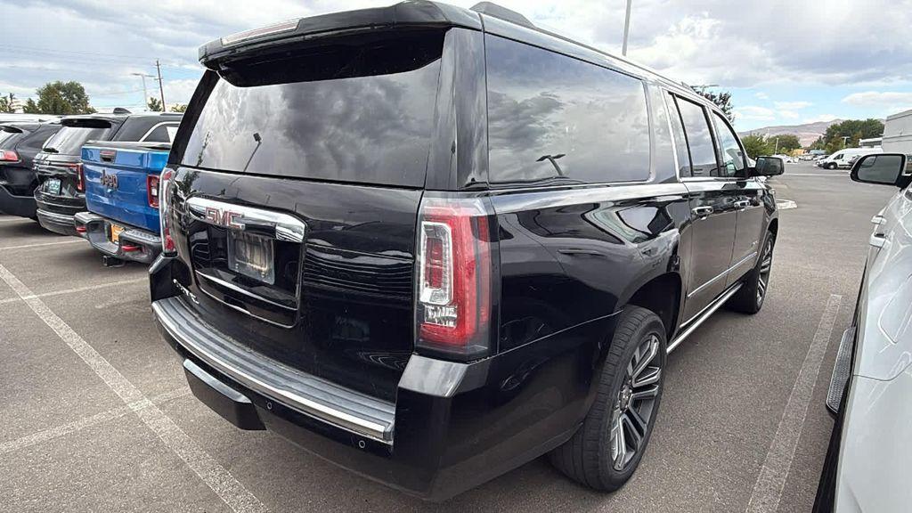 used 2019 GMC Yukon XL car, priced at $33,980