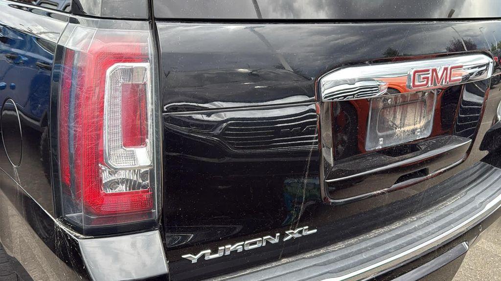 used 2019 GMC Yukon XL car, priced at $33,980
