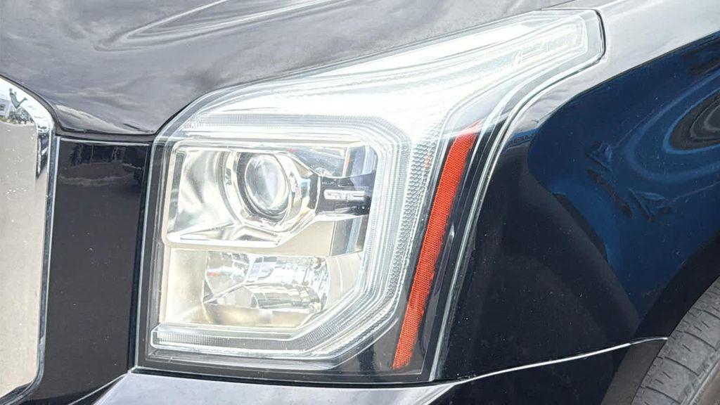 used 2019 GMC Yukon XL car, priced at $33,980