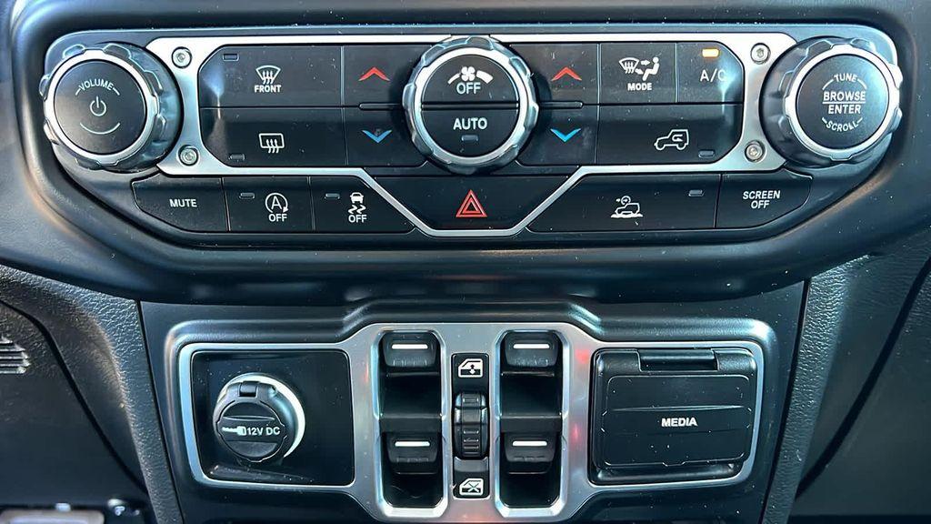 used 2022 Jeep Gladiator car, priced at $28,780