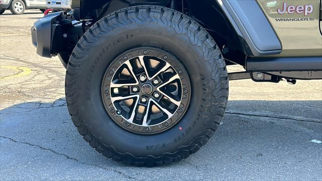new 2025 Jeep Wrangler car, priced at $58,500