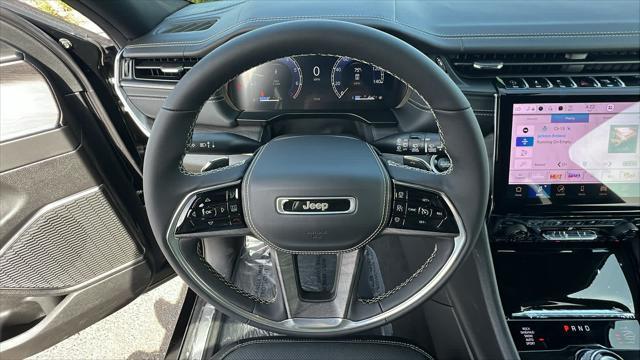 new 2025 Jeep Grand Cherokee car, priced at $56,654