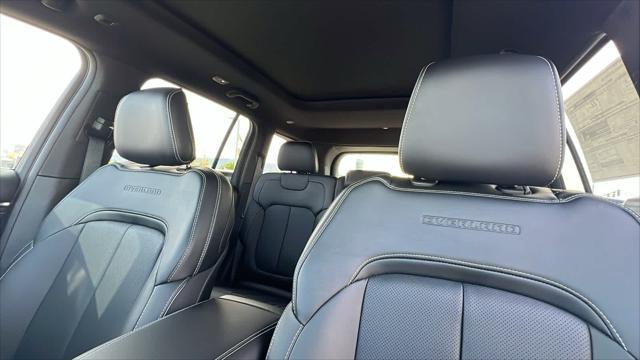 new 2025 Jeep Grand Cherokee car, priced at $56,654