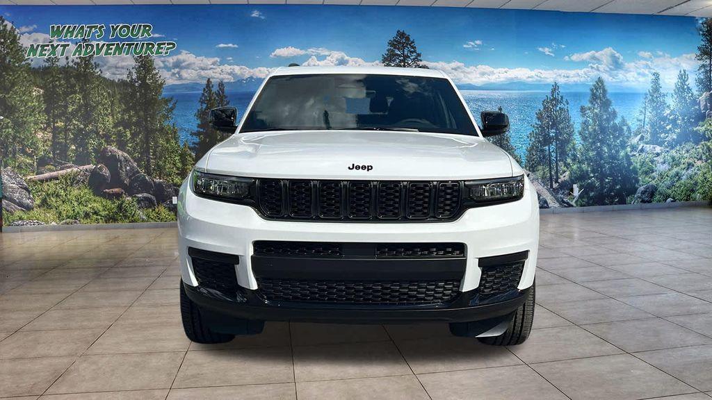 new 2025 Jeep Grand Cherokee L car, priced at $43,000