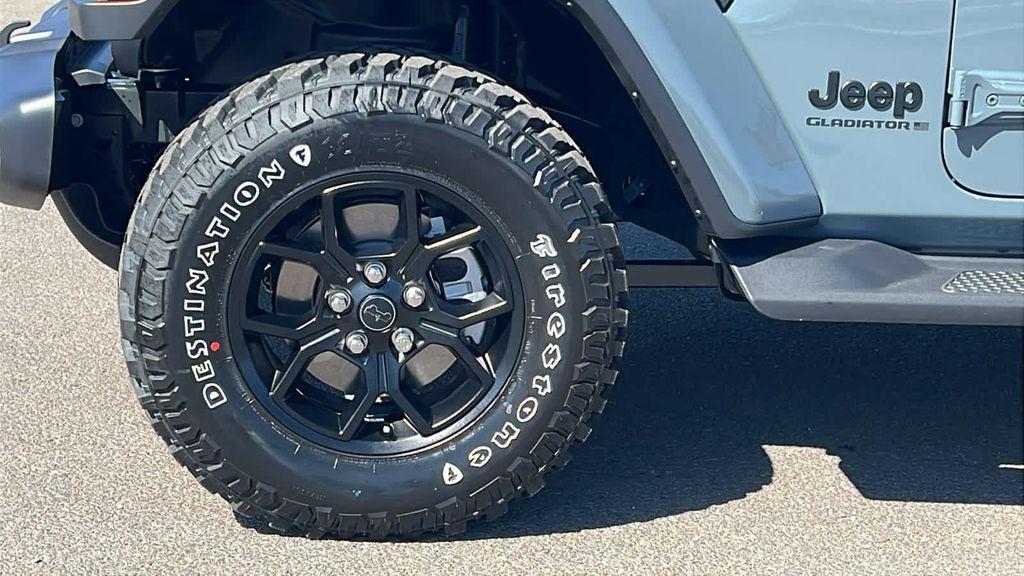 new 2025 Jeep Gladiator car, priced at $44,448
