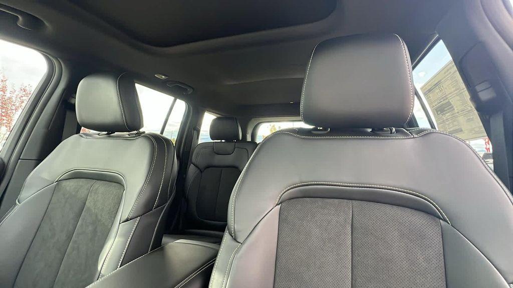 new 2025 Jeep Grand Cherokee car, priced at $41,222