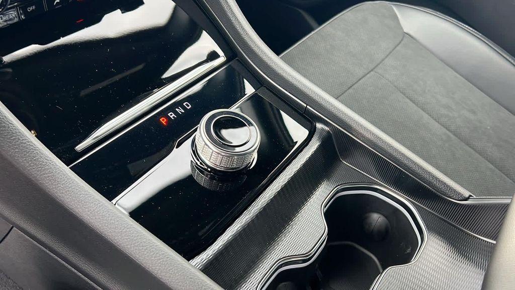 new 2025 Jeep Grand Cherokee car, priced at $41,222