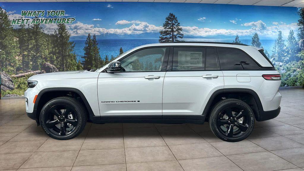 new 2025 Jeep Grand Cherokee car, priced at $41,222
